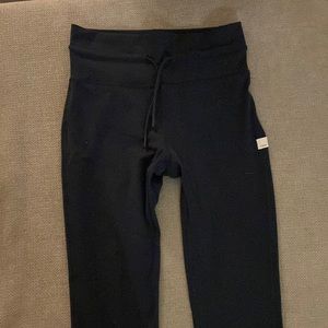 Vuori Navy Daily Legging